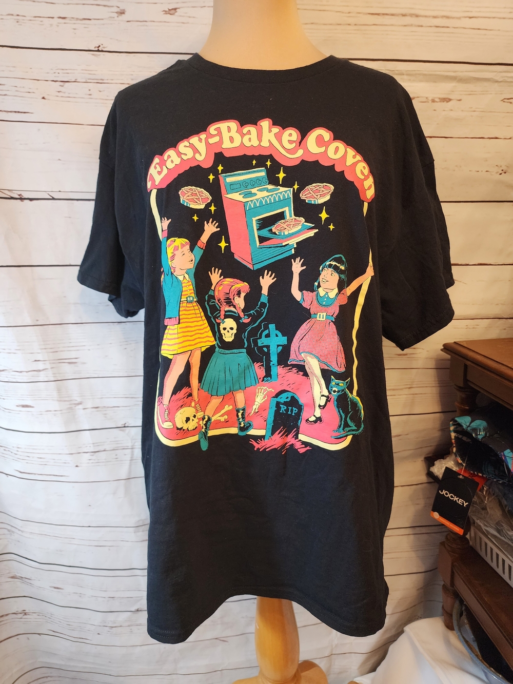 Black 'Easy Bake Coven' Graphic Tee  EASY BAKE OVEN Halloween
